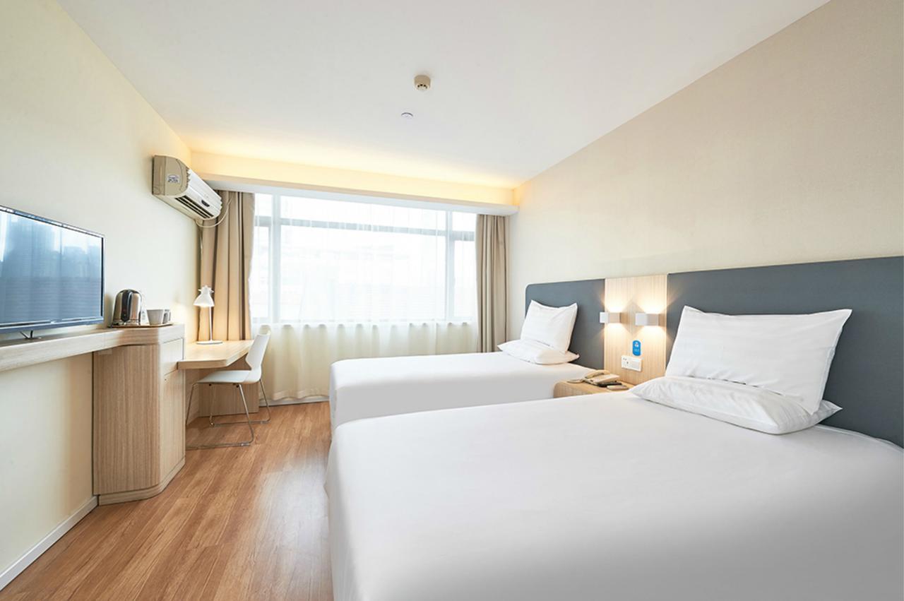 Hanting Express Changxing Island Phoenix Town 샹하이 외부 사진