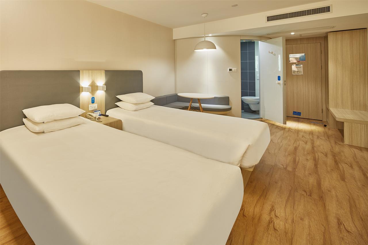Hanting Express Changxing Island Phoenix Town 샹하이 외부 사진